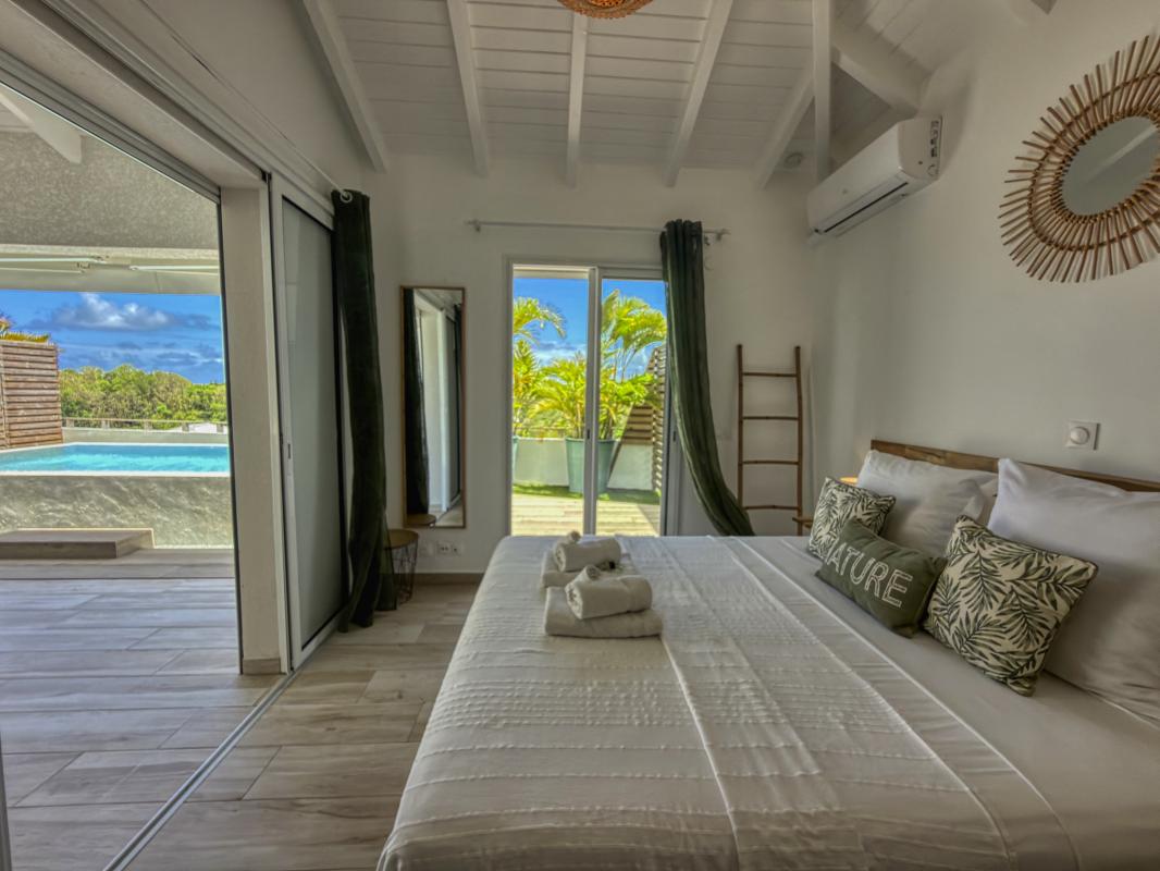 23.Location villa 2 chambres piscine vue mer Le Gosier Guadeloupe